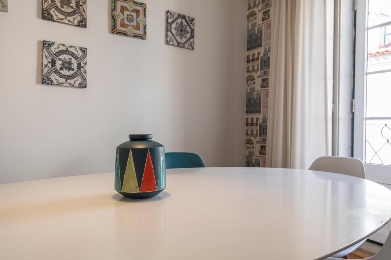 Condessa 2Bdr Duplex By Lovelystay Lissabon Exterior foto