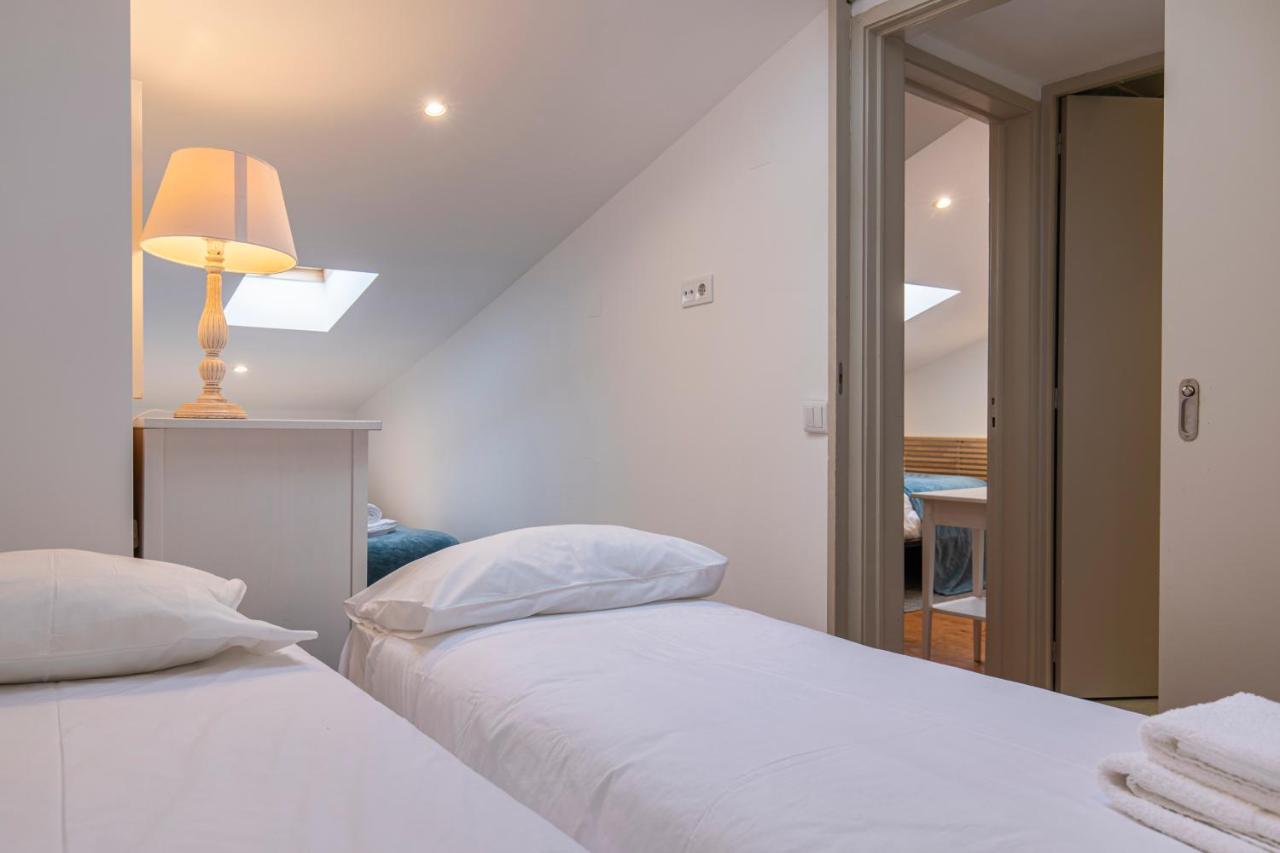Condessa 2Bdr Duplex By Lovelystay Lissabon Exterior foto
